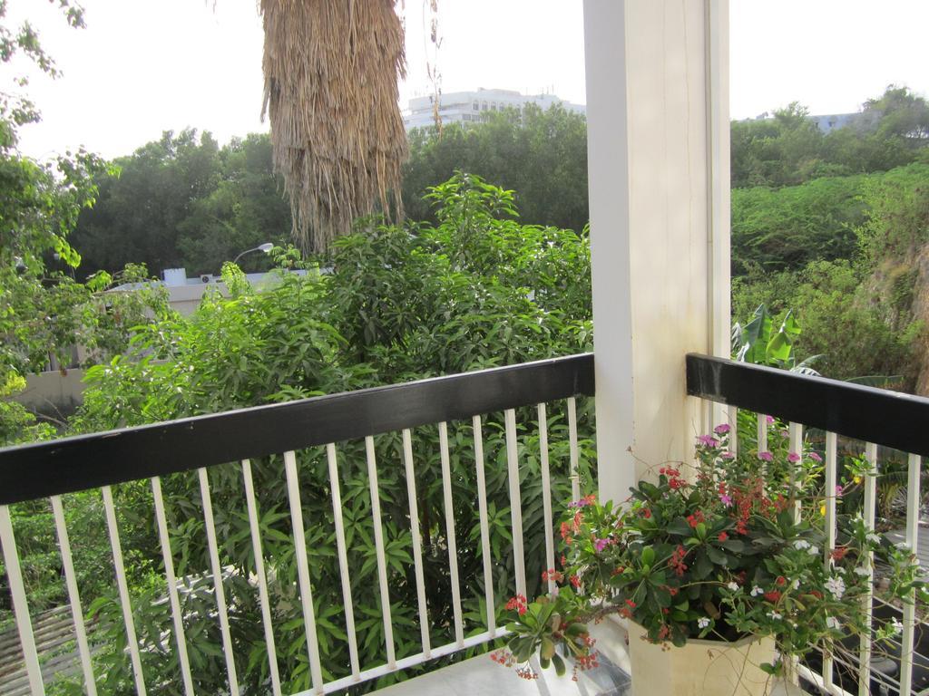 Qurum Beach Hotel Muscat Exterior foto
